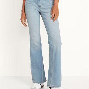 NWT Old Navy Wow Flare Jeans Size 4 Short